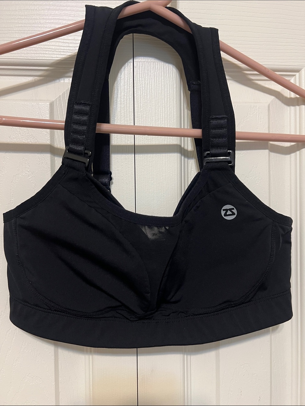 Zensah  Black Adjustable-Strap High-Impact Sports Bra. Size 34 C. Never worn